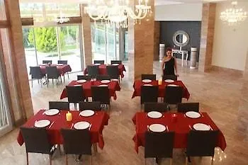 Hotel Merriment