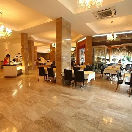 Hotel Merriment Oludeniz
